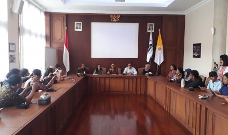 Pertemuan Rektorat Universitas Gadjah Mada (UGM) dan rekan-rekan  penyintas kasus dugaan pelecehan seksual, yang digelar di Ruang Sidang  Rektorat, Jumat (7/12). 