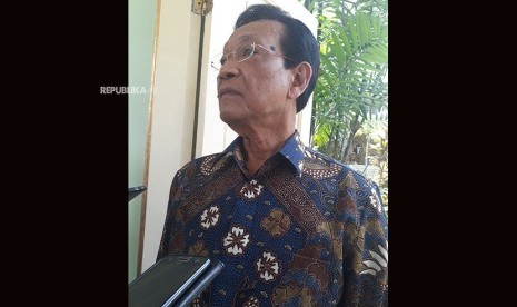 Sultan HB X tidak Larang Warganya Batasi Akses Masuk Desa. Gubernur DIY Sri Sultan Hamengku Buwono X.