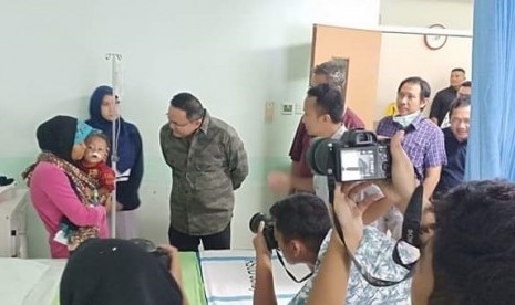 Bupati Kabupaten Musi Banyuasin (Muba) Dodi Reza Alex meninjau RSUD Sekayu dan menemui pasien yang perawatannya dibiayai JKN BPJS Kesehatan. 