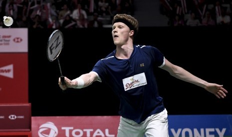 Pebulu tangkis putra Denmark Anders Antonsen. Antonsen tak sabar menghadapi Anthony Sinisuka Ginting di final Indonesia Masters 2020.