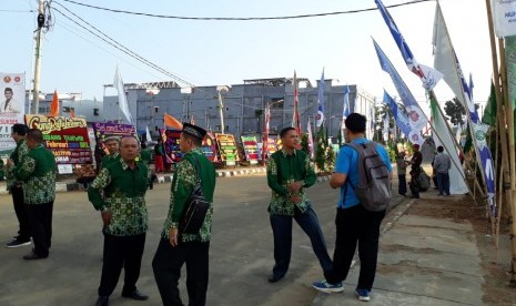 Suasana peresmian Amal Usaha Muhammadiyah yang terdiri dari Peresmian Masjid At Tanwir, Gedung Kembar UMB,  Masjid Oey Tjin Hein, Balai Pertemuan Muhammadiyah, H Marsudin, Mobil Listrik Muhammadiyah. Bengkulu, Kamis (14/2).