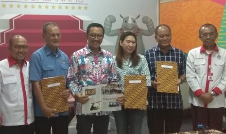 Tiga cabang olahraga, yakni bulu tangkis, angkat besi dan wushu, melakukan penandatanganan nota kesepahaman penerima bantuan untuk kegiatan persiapan pelaksanaan SEA Games 2019 dan Kualifikasi Olimpiade 2020. 