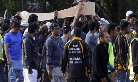  Pemakaman korban teror penembakan masjid di Christchurch, Selandia Baru, Rabu (20/3).