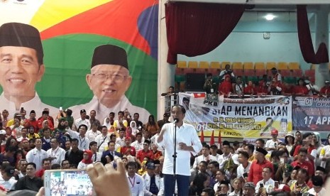 Kampanye terbuka jokowi 