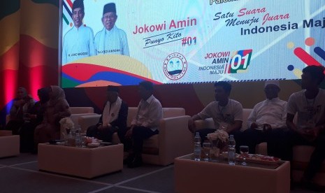  Calon Wakil Presiden nomor urut 01, KH. Ma'ruf Amin menghadiri  acara Deklrasi Brigade Mahasiswa Jokowi-Ma'ruf Amin (JKMA) di Golden  Sriwijaya Building, Palembang, Jumat (29/3).