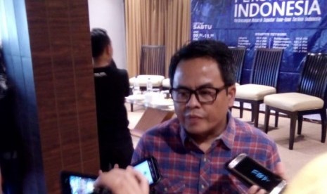 Direktur Riset Populi Center, Usep S Ahyar. Pengamat setuju Arya Wedakarna dipecat dan jangan sampai lembaga publik diisi rasis.