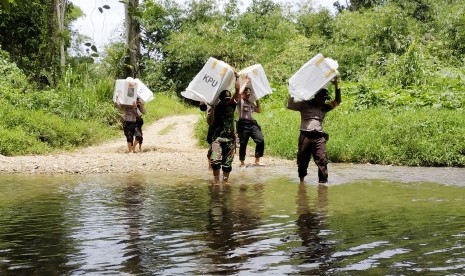 Sungai Sekayam di Kecamatan Sekayam, Kabupaten Sanggau, Kalimantan Barat. 