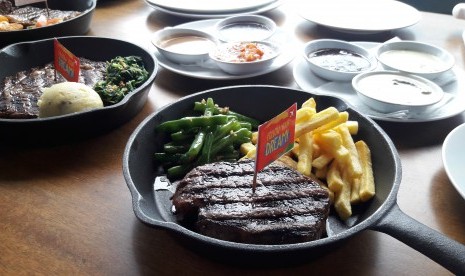 Cerita dalam Sepotong Steak