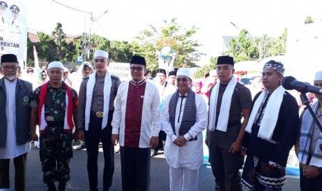 Ribuan warga Kota Sukabumi mengikuti pawai taaruf tarhib Ramadhan 1440 H yang dilepas dari Balai Kota Sukabumi Sabtu (4/5)