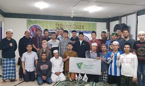 Para WNI menghadiri kajian dan buka puasa di Masjid Al Ikhlas di kota Yongin, Korea Selatan.