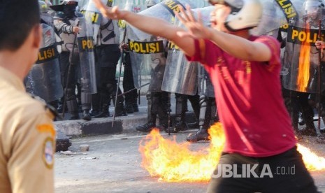 Kericuhan pasca penetapan rekapitulasi KPU