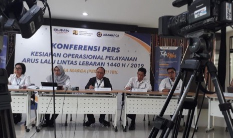 PT Jasa Marga (Persero), Tbk. menggelar Konferensi Pers Kesiapan Operasional Pelayanan Arus Lalu Lintas Lebaran 1440H/ 2019 di kantor pusat Jasa Marga di Jakarta Timur, Senin (27/5). 