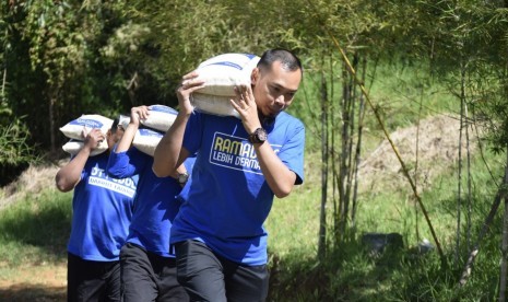 Puluhan Ribu Orang Rasakan Manfaat Program Ramadan DT Peduli.