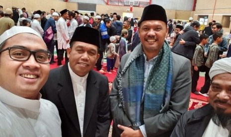 Wakil Rektor Universitas Muhammadiyah Malang (UMM), Profesor Syamsul Arifin (kedua dari kanan) saat berada di Australia, beberapa waktu lalu. 