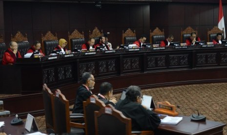 Suasana sidang sengketa Pemilhan Presiden (Pilpres) 2019 di Mahkamah Konstitusi, Jakarta, Selasa (18/6). 