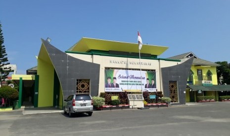 Asrama Haji Padang.