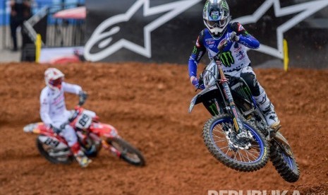 Indonesia International Motor Show (IIMS) bersama Baja Otomotif Superblok (BOS) membuka “Hidden Valley Track” di salah satu area pabrik besi baja milik Jakarta Kyoei Steel Works (JKSW) di Kawasan Industri Pulo Gadung, Jakarta Timur (Foto: ilustrasi motocross)