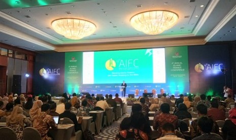 Director General, Country Relations and ServicePertemuan Annual Islamic Finance Conference (AIFC) keempat di JW Marriot, Surabaya, Selasa (24/7).