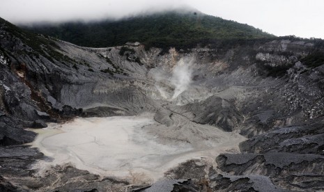 Suasana tempat wisata Tangkuban Perahu, Jawa Barat.