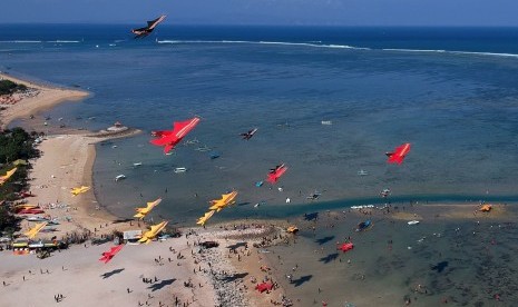 Festival layang-layang tradisional, Bali (Dok). Sebanyak 350 layang-layang mengikuti lomba virtual. 