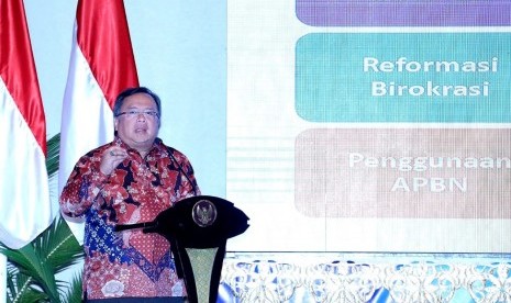 enteri Perencanaan dan Pembangunan Nasional/ Kepala Bappenas Bambang  Brodjonegoro dalam acara Konsultasi Regional Penyusunan Rancangan Awal  RPJMN 2020-2024 Wilayah Jawa dan Bali, di Hotel Shangri-La Surabaya