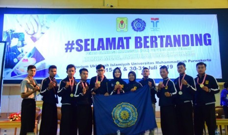 Tim Beladiri Tapak Suci dari Universitas Muhammadiyah Surakarta (UMS) menyabet delapan medali dalam ajang Pekan Olahraga Mahasiswa (POM) Provinsi Jawa Tengah XVI Tahun 2019 yang berlangsung di Universitas Muhammadiyah Purwokerto (UMP) pada 29-31 Juli 2019.