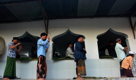 Suluk Tarekat Naqsabandiyah Ditiadakan. Jamaah tarikat Naqsabandiyah. Foto ilustrasi.