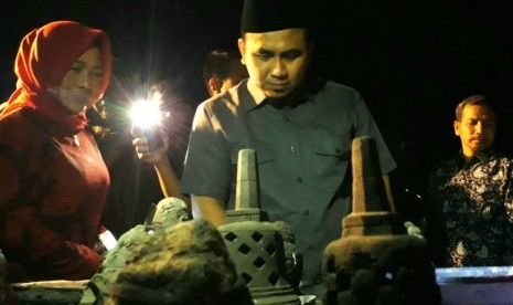 Proses pembuatan handycraft replica arca, di Omah Mbudur, Dusun Jowahan, Desa Wanurejo, Kecamatan Borobudur, Kabupaten Magelang