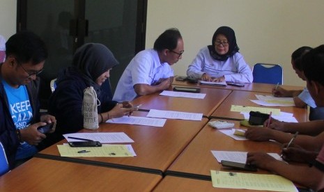 Kepala Dinas Pariwisata Kabupaten Sleman, Sudarningsih (jilbab  hitam), saat konferensi pers Jelajah Wisata 2019 di Kantor Dispar Sleman,  Selasa (20/8). 