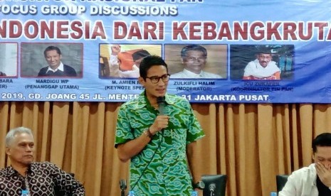 Mantan Gubernur DKI Jakarta Sandiaga Uno menjadi pembicara dalam sebuah forum diskusi di Rumah Joang 45, Menteng, Jakarta, Kamis (22/8).