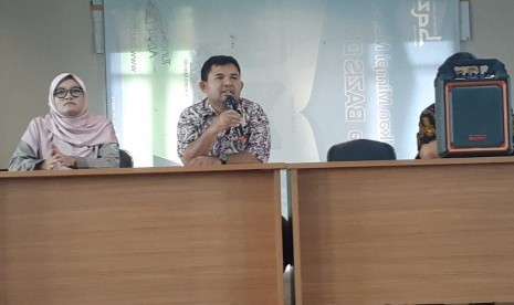 Lembaga Pengkajian Pangan Obat-obatan dan Kosmetika Majelis Ulama Indonesia  (LPPOM MUI) DKI Jakarta melakukan sosialisasi sertifikasi halal kepada  pelajar di Aula Graha Mental Spiritual, Jakarta Pusat, Kamis (22/8).