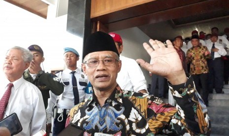 Ketua Umum PP Muhammadiyah, Haedar Nasir memberikan kuliah umum kepada  ribuan mahasiswa baru Universitas Muhammadiyah Malang (UMM) di Hall Dome  UMM, Senin (2/9).