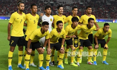 Pesepak bola timnas Malaysia berpose sebelum pertandingan melawan timnas Indonesia pada laga Kualifikasi Piala Dunia 2022 Grup G Zona Asia di Stadion Gelora Bung Karno (GBK), Senayan, Jakarta, Kamis (5/9/2019).