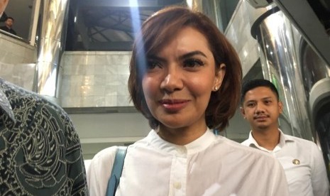 Duta Baca Indonesia  Najwa Shihab mengajak masyarakat meningkatkan literasi.