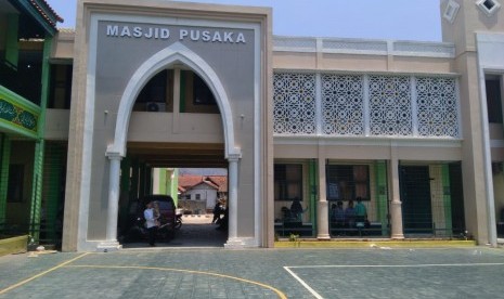 Lingkungan Pondok Pesantren Daarul Uluum Majalengka