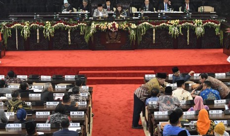 Suasana jalannya Sidang Paripurna MPR ke-2 di Ruang Rapat Paripurna, Kompleks Parlemen, Senayan, Jakarta, Rabu (2/10/2019). 