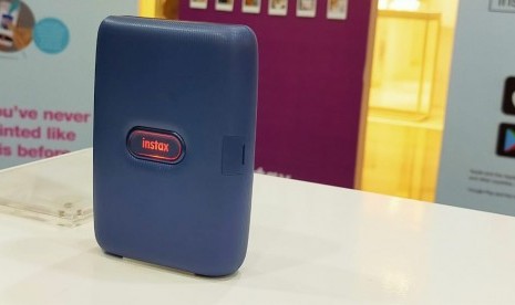 produk smartphone printer Instax Mini Link warna  dark denim 