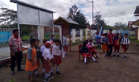 Kegiatan beberapa sekolah di Wamena, Papua, Senin (7/10). Di antaranya di SMAN 1 Wamena dan SMPN 1 Wamena.