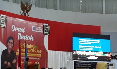 Universitas Muhammadiyah Malang (UMM) menghadirkan Menteri Keuangan  (Menkeu) RI, Sri Mulyani sebagai pembicara dalam kegiatan orasi ilmiah di  Hall Dome UMM, Malang, Kamis (10/10). 