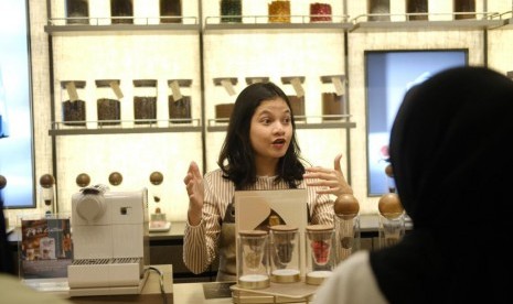 Coffee Masterclass ajarkan cara membuat kopi susu dengan resep-resep terbaik, acara digelar di Nespresso Boutique, Plaza Indonesia, Jakarta Pusat, Kamis (17/8). 