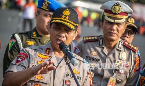 Kapolda Metro Jaya Irjen Pol Gatot Eddy Pramono (kiri) 