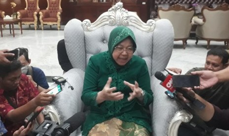 Semua Kelurahan di Surabaya akan Dipasang Radio Rig. Wali Kota Surabaya Tri Rismaharini