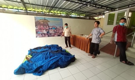 Lima siswa SMP asal Jakarta tewas tenggelam di sungai Gajeboh Baduy luar saat kunjungan wisata ke pemukiman Suku Baduy, Lebak, Banten, Jumat (25/10). 