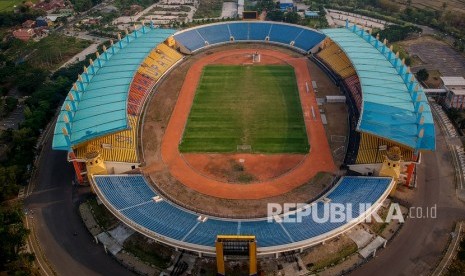 Foto udara Stadion Si Jalak Harupat di Soreang, Kabupaten Bandung, Jawa Barat, Jumat (25/10/2019).