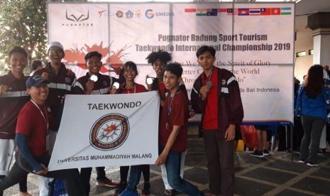 Kontingen Taekwondo Universitas Muhammadiyah Malang (UMM) berhasil menyabet tujuh medali di ajang Taekwondo Internasional Pugnator Badung Sport Week 2019. 