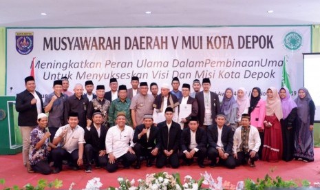 Majelis Ulama Indonesia (MUI) Kota Depok mengukuhkan puluhan Kader Ulama pada kegiatan Musyawarah Daerah (Musda) ke V di Aula Gedung MUI Kota Depok, Selasa (12/11).