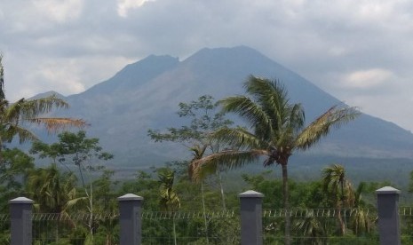 Gunung Lemongan, Lumajang.