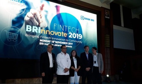 Institut Teknologi dan Bisnis BRI (BRI Institute) merayakan ulang tahun atau Dies Natalis pertama dengan menjalin kolaborasi dengan Massachusetts Institute of Technologi (MIT) dan Asosiasi FinTech Indonesia (Aftech), di Jakarta, Senin (18/11). 