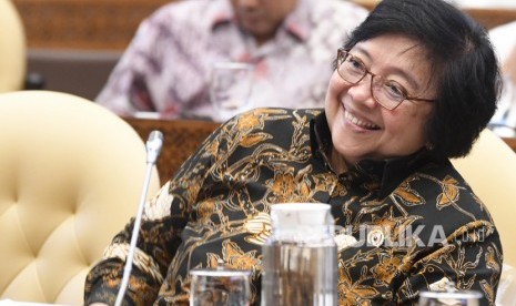 Menteri Lingkungan Hidup dan Kehutanan Siti Nurbaya Bakar