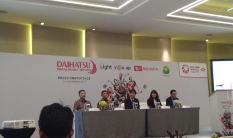 Ketua Umum PBSI, Wiranto memberi pernyataan pada awk media dalam konferensi pers Daihatsu Indonesia Masters 2020 di Jakarta, Kamis (21/11) 